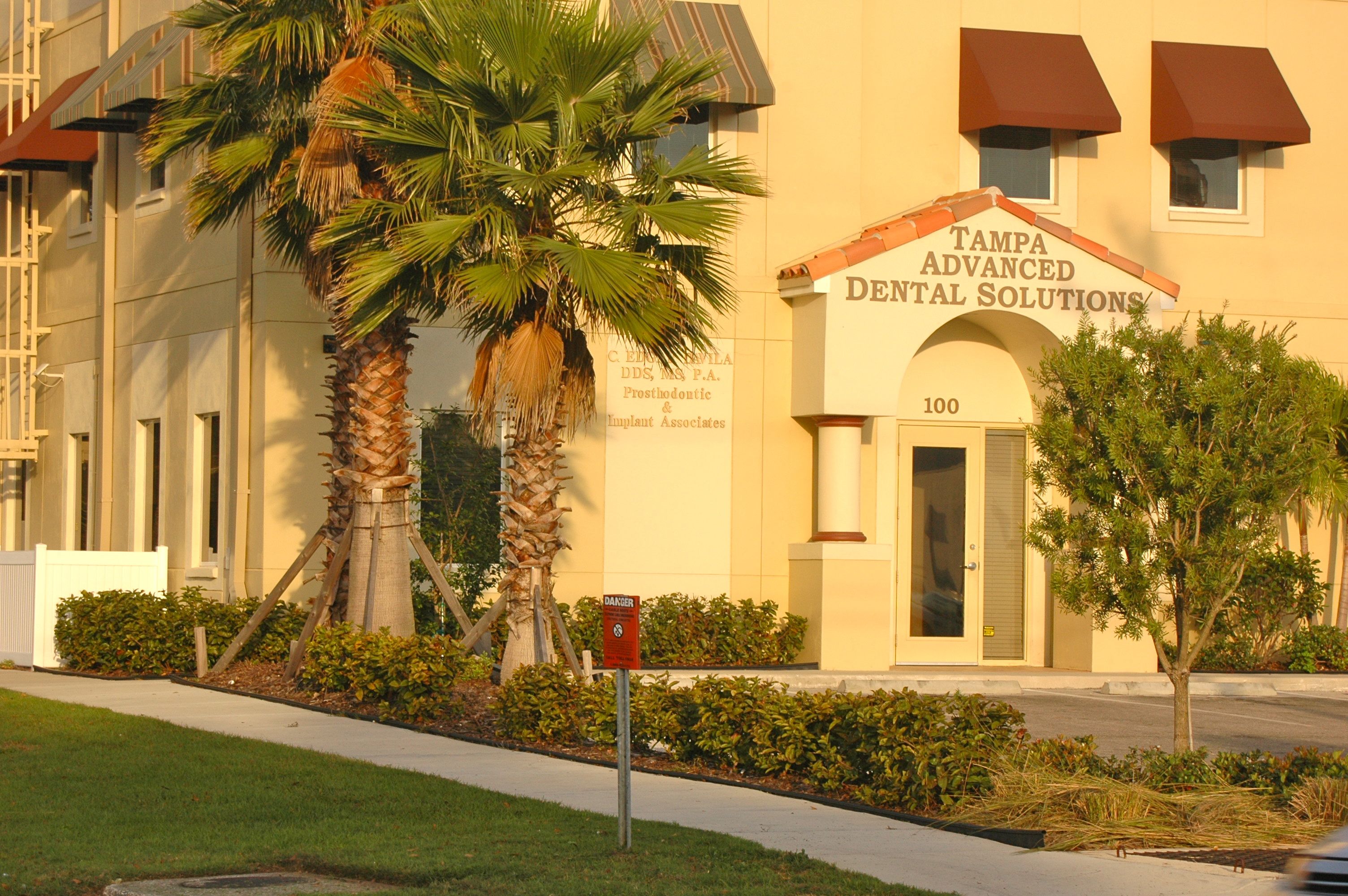 TAMPA ADVANCED DENTAL SOLUTIONS Home